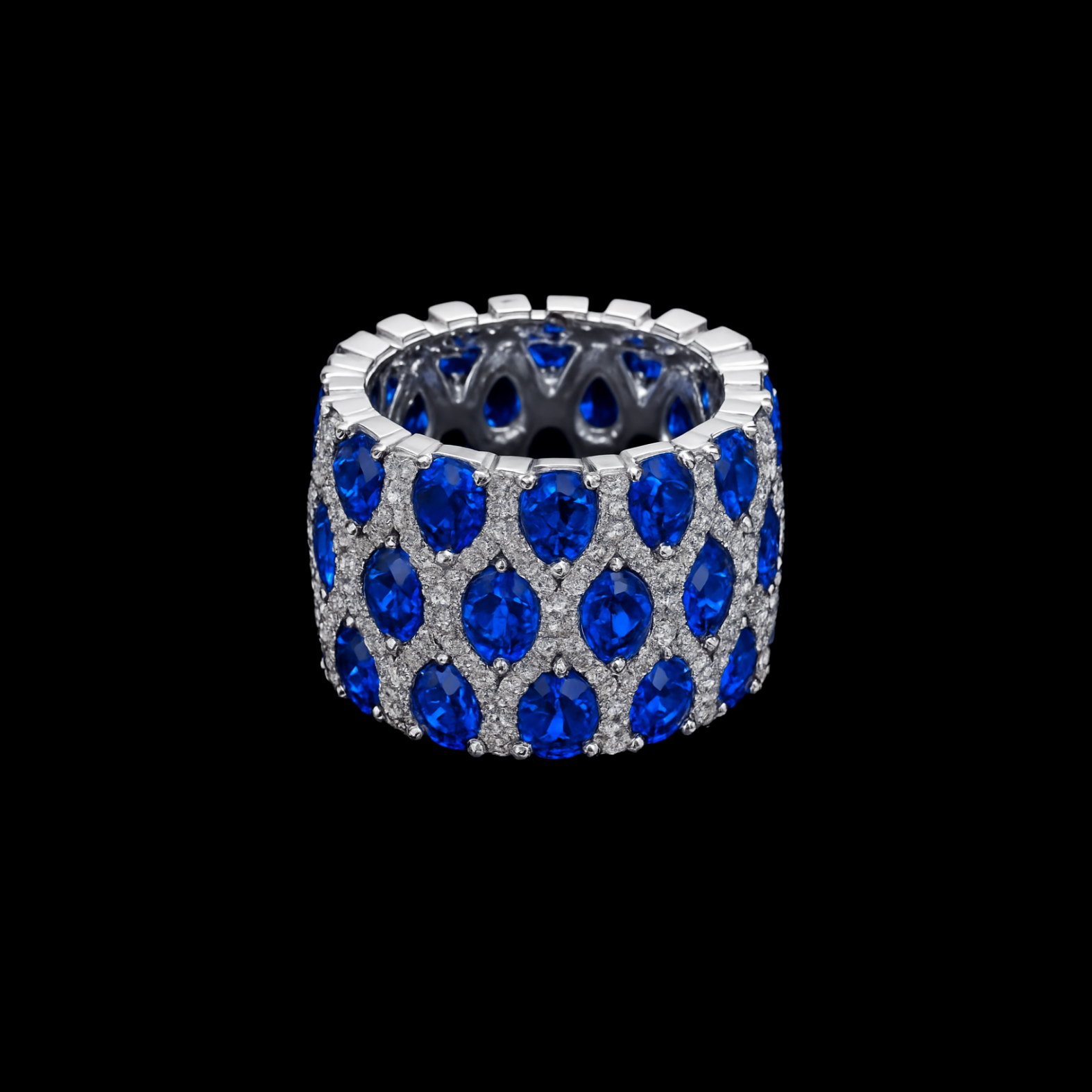 Luxurious 15Cts of Round Cut Sapphire and Diamond Vintage Woven Pave Sterling Silver Cocktail Ring